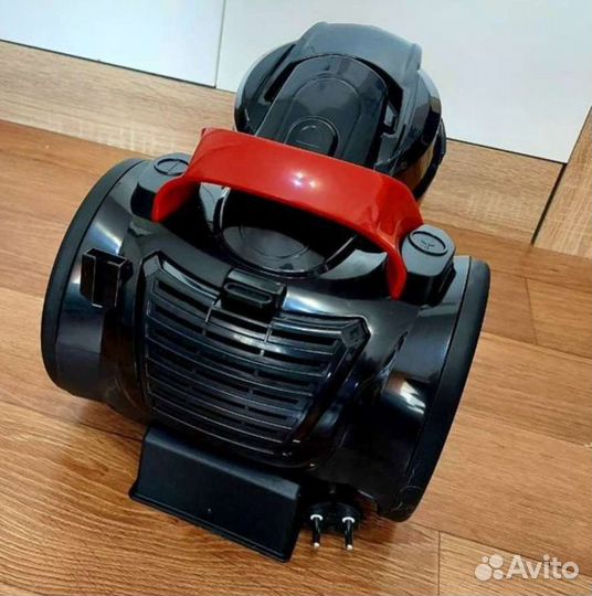 Пылесос новый
