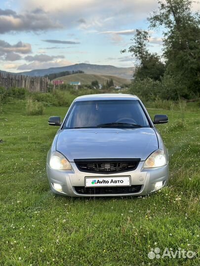 LADA Priora 1.6 МТ, 2010, 200 000 км