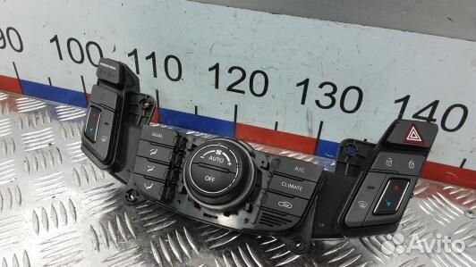 Блок управления печки и климат-контроля hyundai I4