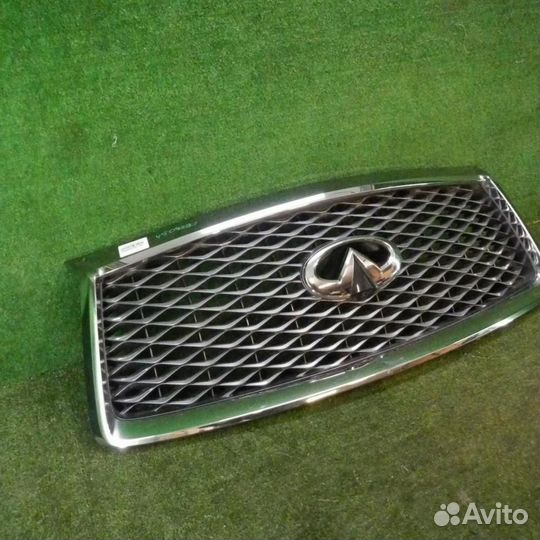 Решетка радиатора Инфинити QX 80 (2017-2020)