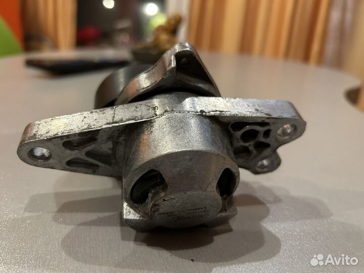 Ролик натяжной приводного ремня пежо ситроен