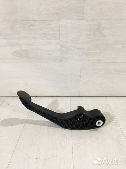 Педаль сцепления nissan almera G15 1.6 мт седан