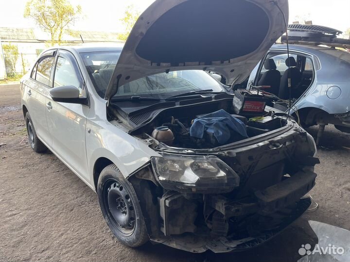 Кузов по частям Skoda rapid