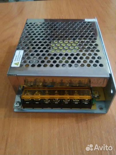 Блок питания