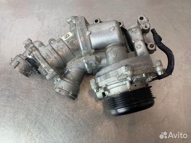 Помпа Mercedes E-Class W213 OM656 2.9 CDI 2018