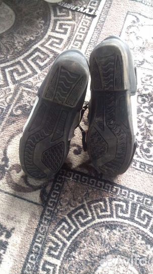 Мотоциклетные ботинки