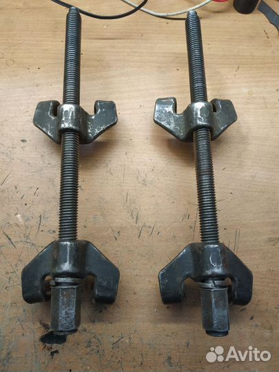 Стяжка для пружин