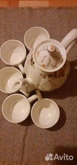 Сервиз чайный и др.посуда