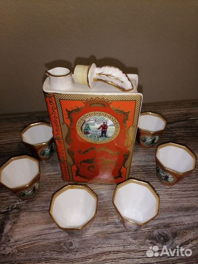 Графин - бутыль и 6 стопок