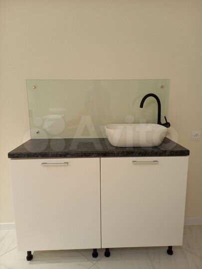 Свободного назначения, 8 м²