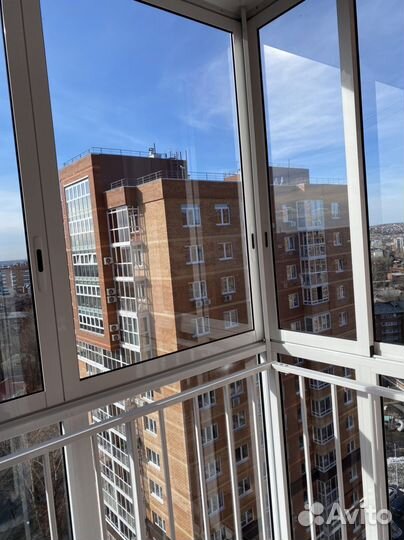 Мойка балконов и окон