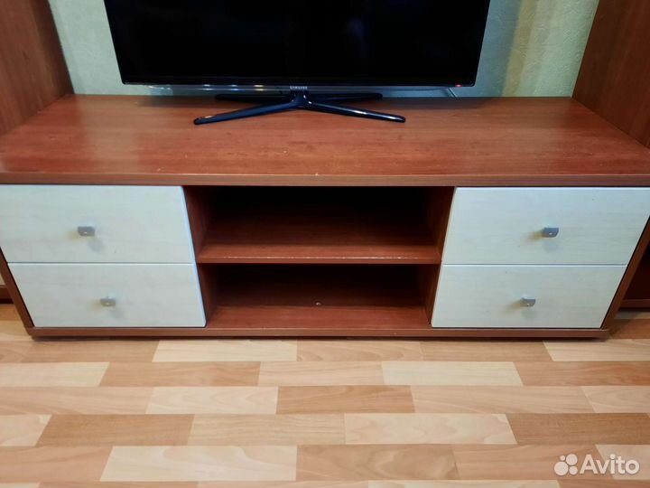 Тумба под телевизор бу Столплит