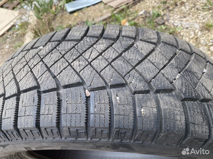 Pirelli Ice Zero FR 205/60 R16 96T