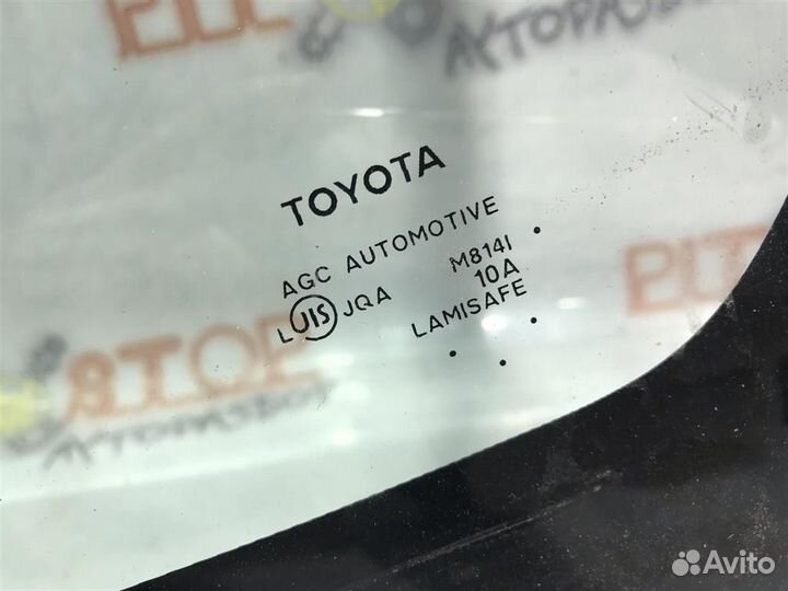 Стекло лобовое Toyota prius ZVW30 2009-2011 3 Пок