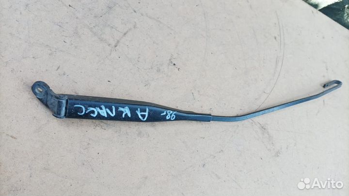 Мерседес А класса 168 98- поводок дворника бу