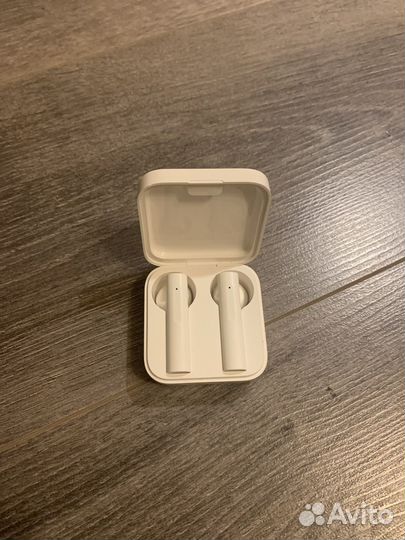 Беспроводные наушники Earphones 2 Basic