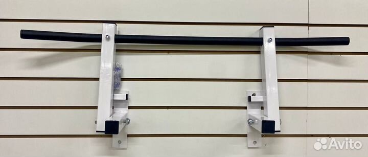 Турник настенный складной