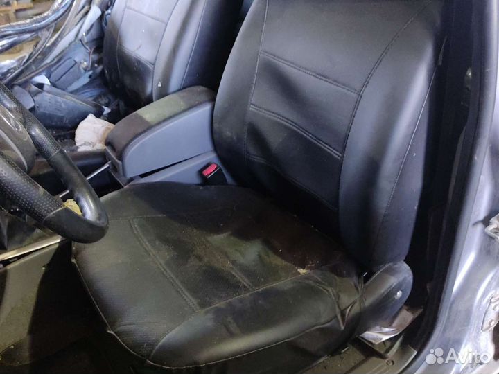 Пластик салона Mazda BT-50 Ford ranger