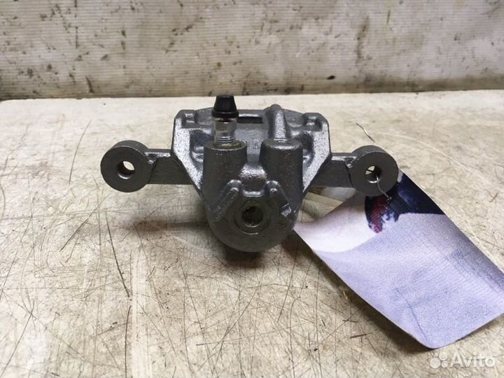 Суппорт тормозной задний правый Kia Ceed 2007-2012