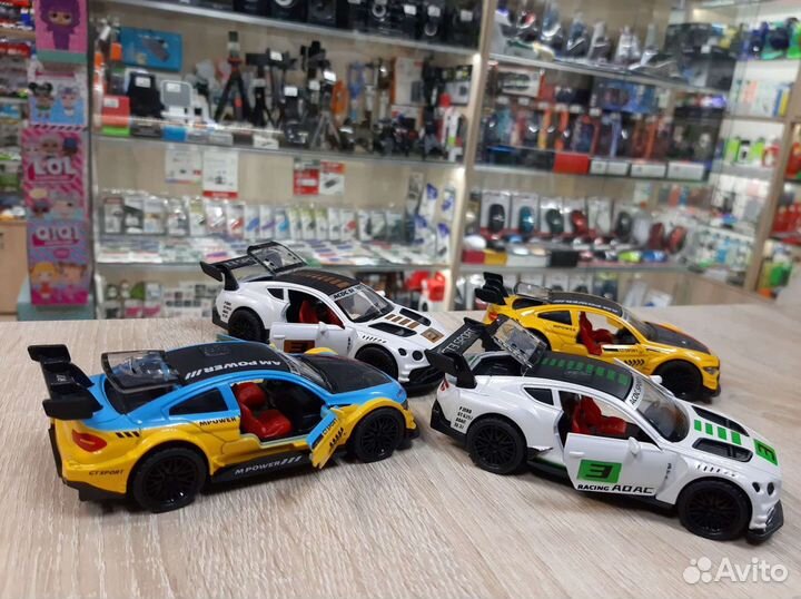 Машинка моделька металл