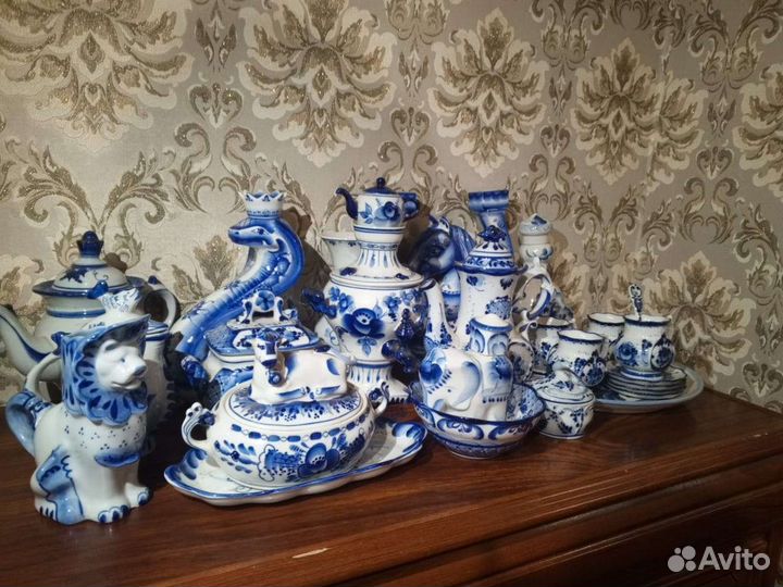 Набор фарфора Гжель