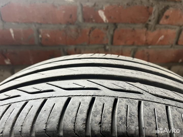Bridgestone Turanza T001 215/55 R17 94V