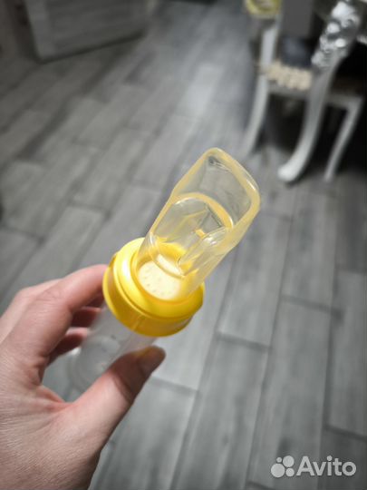 Ложка-поильник medela