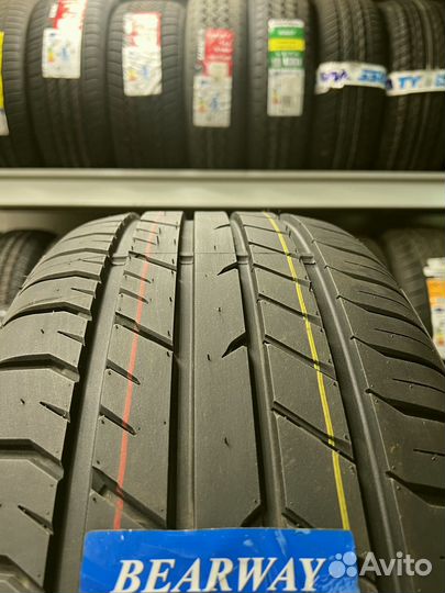 Bearway BW118 255/35 R20 136T