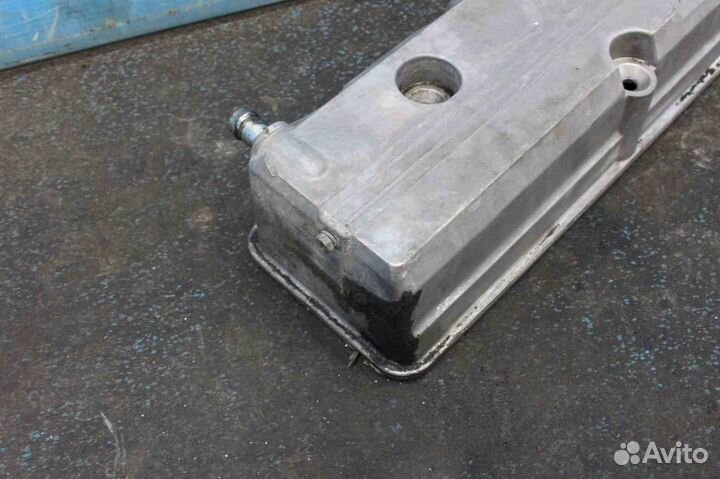 Крышка головки блока цилиндра Mitsubishi Chariot