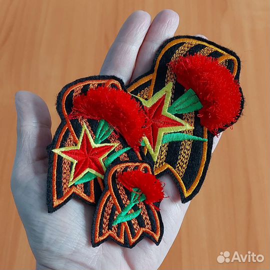 Брошь ручной работы