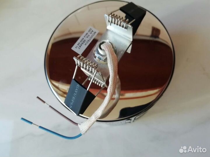 Точечные встраиваемые светильники