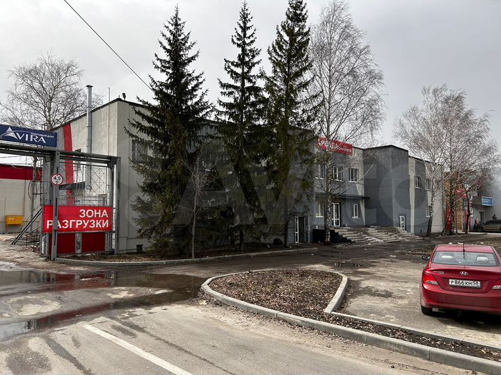 База с арендаторами, 6445 м²