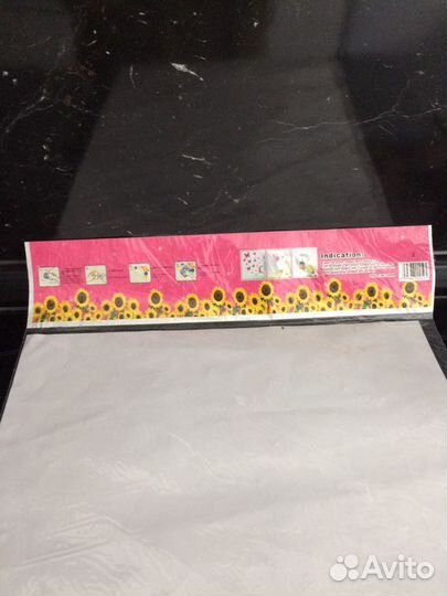 Наклейки на стену