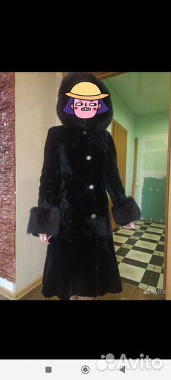 Шуба мутоновая с капюшоном