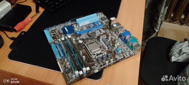 Материнская плата 1156