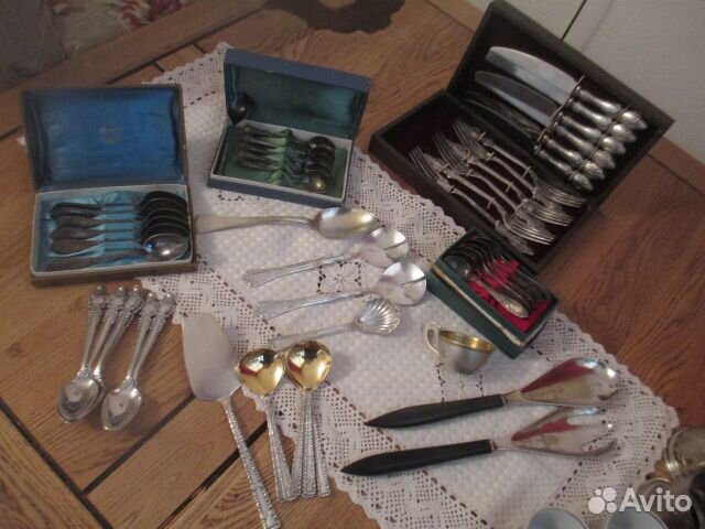 Ложки вилки и др мельхиоровые приборы