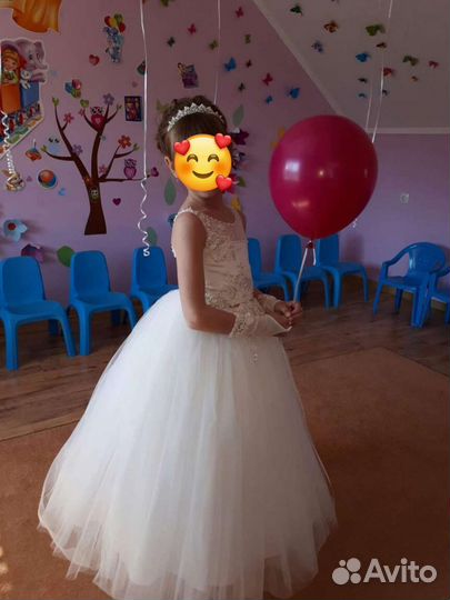 Вечернее платье