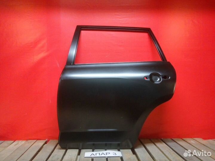 Задняя левая дверь Toyota RAV4 2006-2012