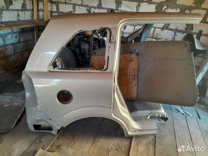Крыло заднее правое опель зафира В