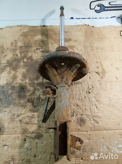 Амортизатор подвески Hyundai Santa Fe