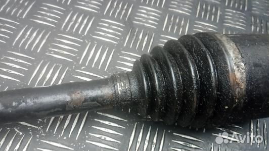 Привод передний правый mercedes benz M-class W164 (BEA27N101)