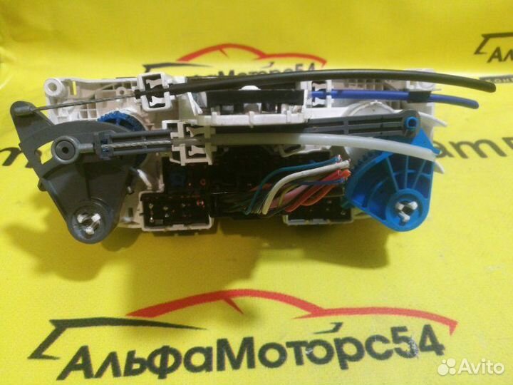 Климат-контроль Nissan Nv200 M20