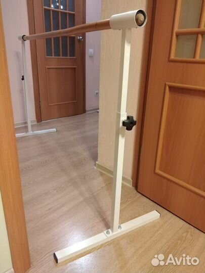 Балетный станок белый