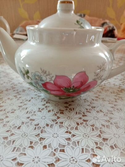 Заварочные чайники и сливочники Дулево