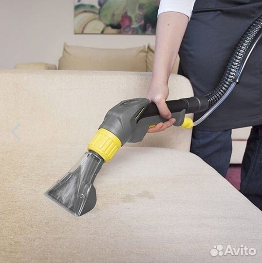 Пылесос моющий Karcher Puzzi 8/1 C в аренду