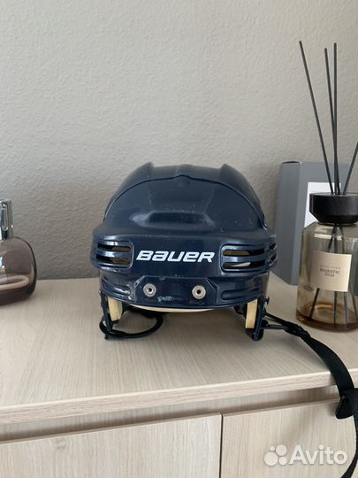 Хоккейный шлем