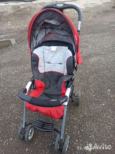 Прогулочная коляска