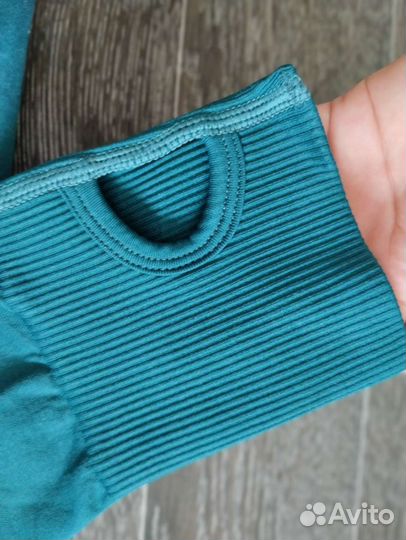 Спортивный костюм для фитнеса