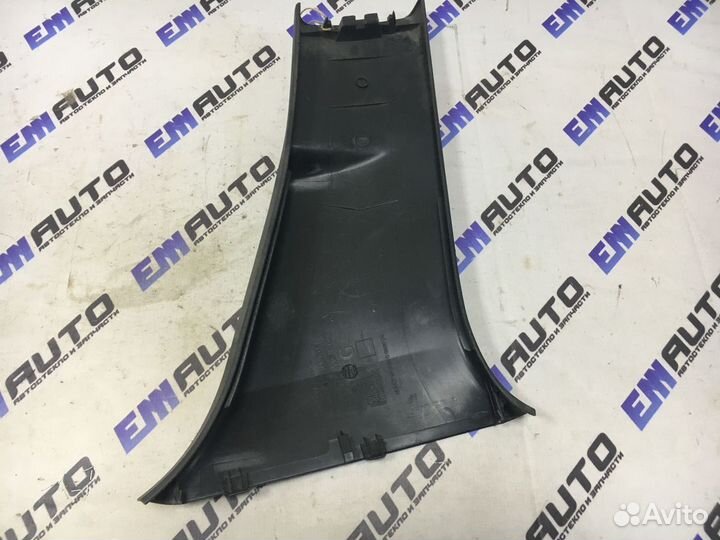 Накладка центральной стойки левая Рено Меган 2