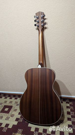 Гитара акустическая